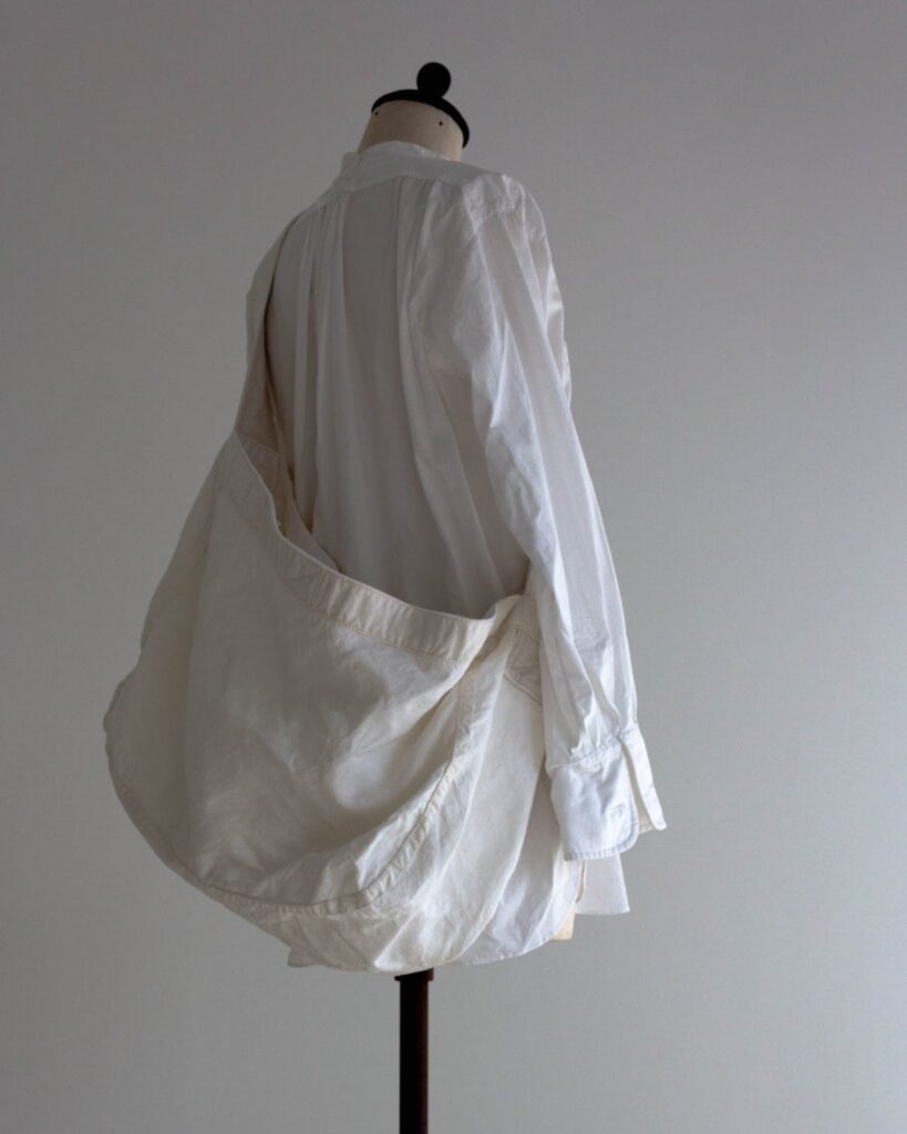 UTO バッグ newspaperbag ホワイト